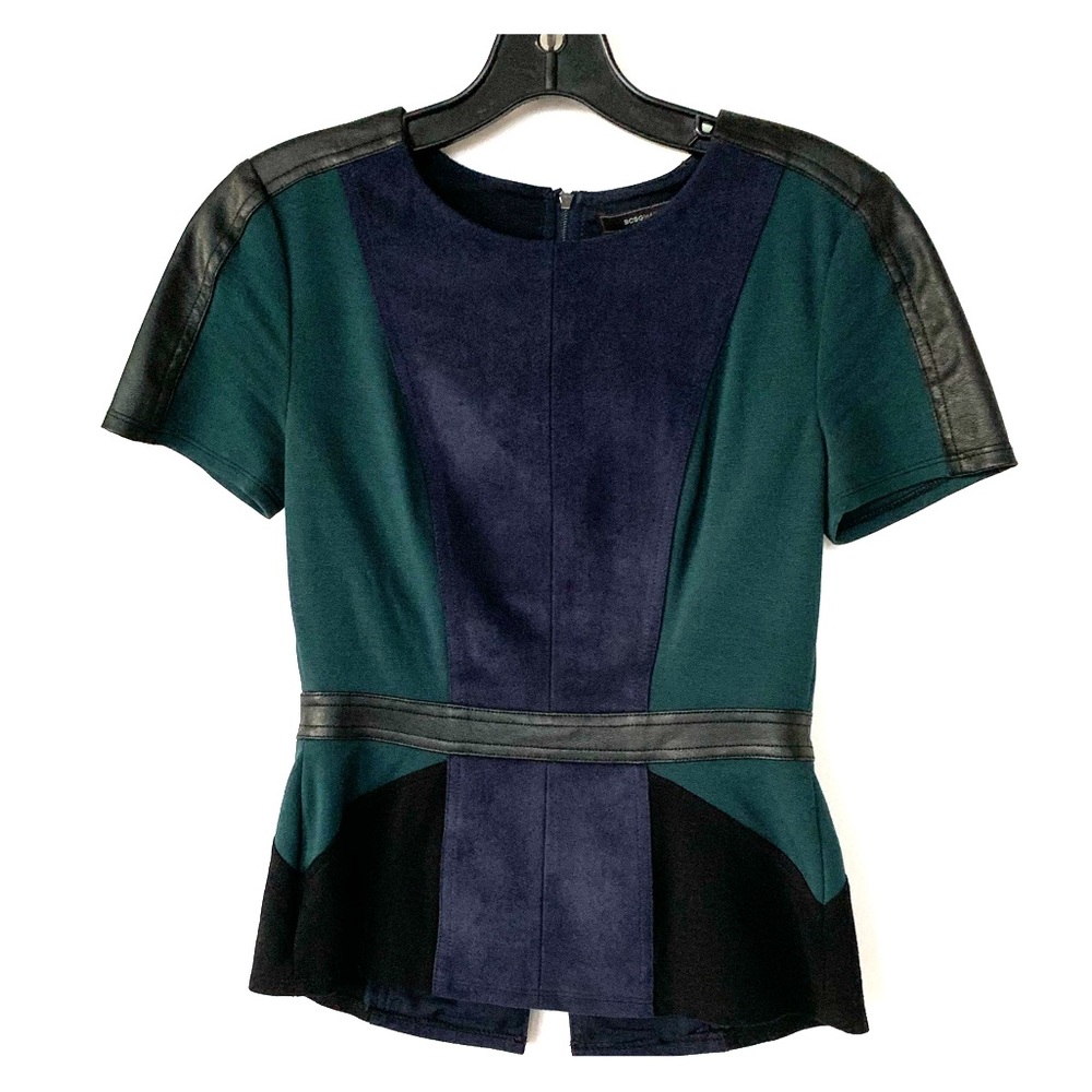 💖 BCBG Shirt - very unique 💖
